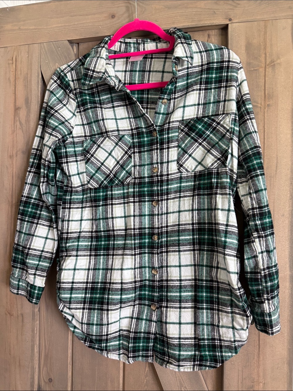 No Boundaries Green and White Plaid Button-Down Shirt